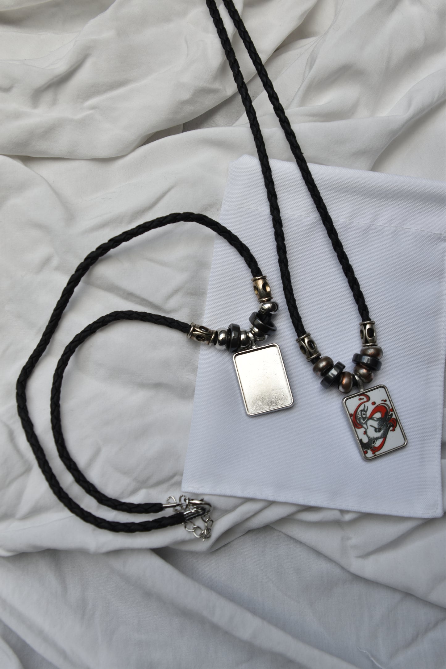 COLLIER NOIR PERSONNALISABLE